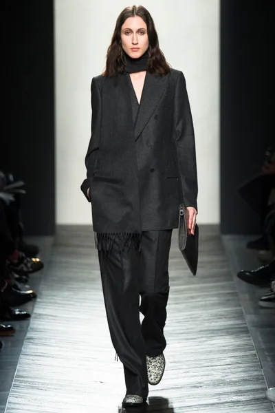 Look 43